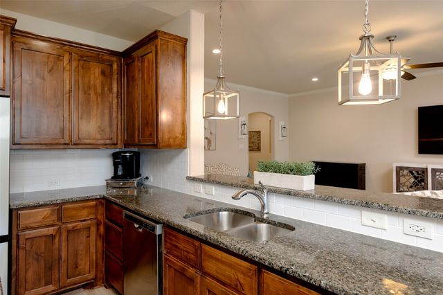 1664 Laramie Lane, Burleson, TX 76028