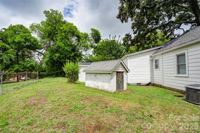 703 Dellinger Road, Shelby, NC 28152