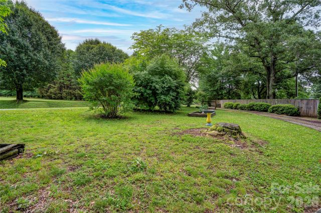 703 Dellinger Road, Shelby, NC 28152