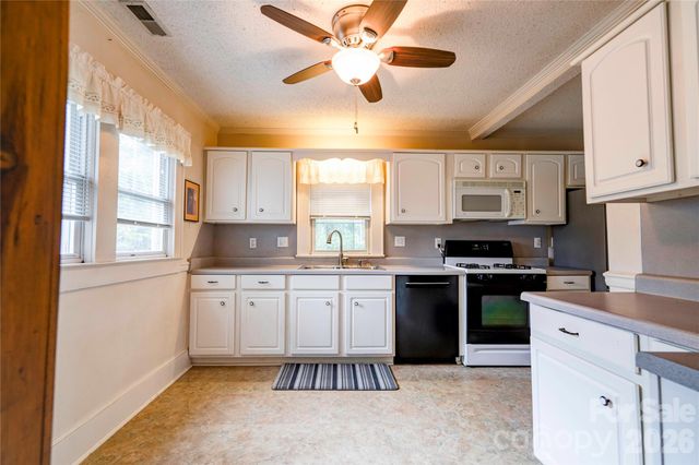 703 Dellinger Road, Shelby, NC 28152