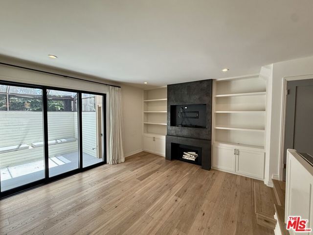 853 Larrabee Street 6, West Hollywood, CA 90069