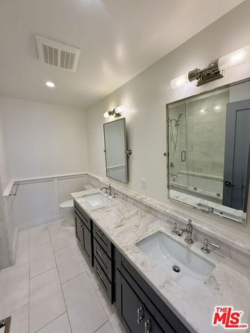 853 Larrabee Street 6, West Hollywood, CA 90069