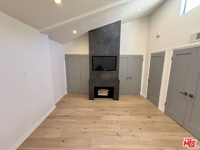 853 Larrabee Street 6, West Hollywood, CA 90069