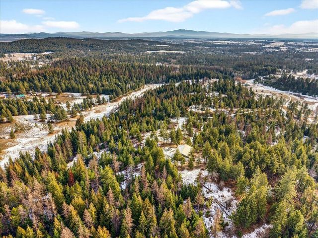 4467 F Williamson Rd, Clayton, WA 99110