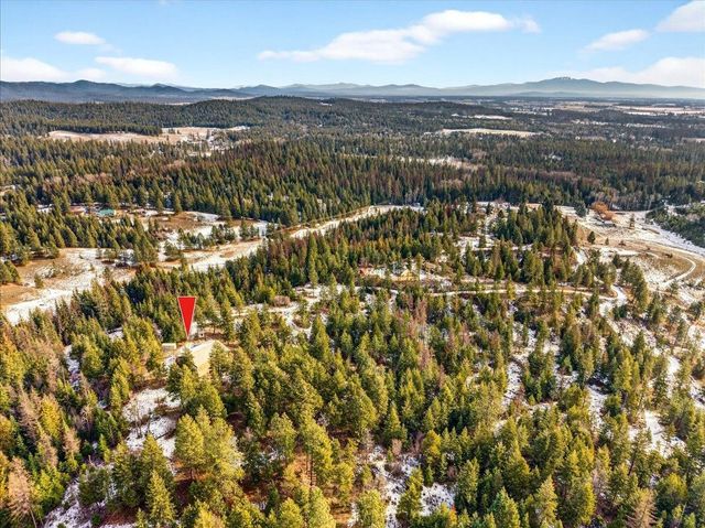 4467 F Williamson Rd, Clayton, WA 99110