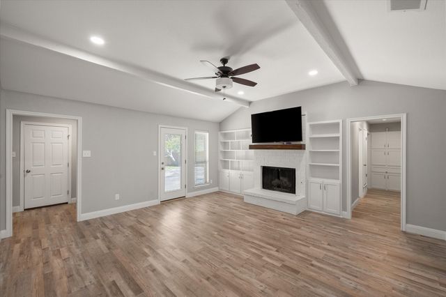 3204 Brown Trail, Bedford, TX 76021