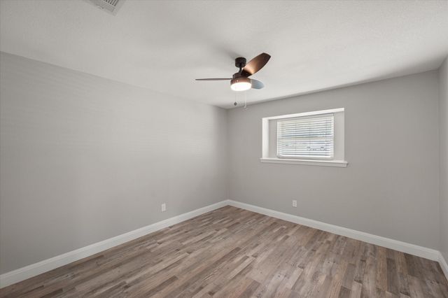 3204 Brown Trail, Bedford, TX 76021