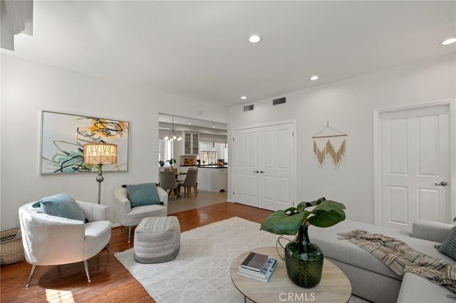 4532 Laurelgrove Avenue, Studio City, CA 91604