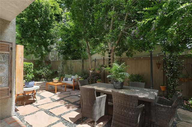 4532 Laurelgrove Avenue, Studio City, CA 91604