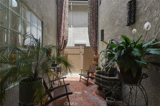 4532 Laurelgrove Avenue, Studio City, CA 91604