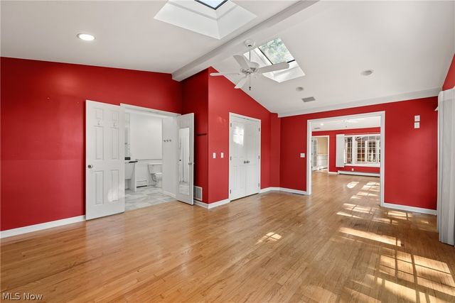 1385 Queen Annes Gate, Westlake, OH 44145