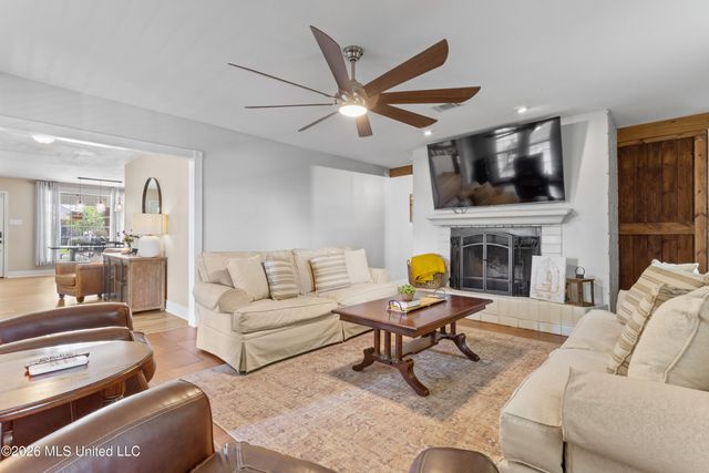 609 Beyer Drive, Bay Saint Louis, MS 39520