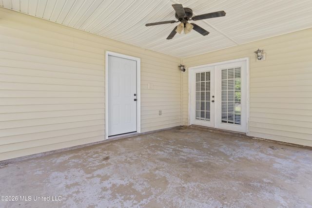 609 Beyer Drive, Bay Saint Louis, MS 39520