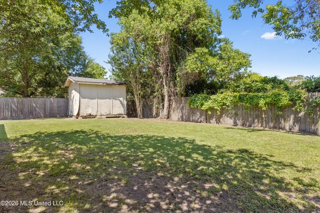 609 Beyer Drive, Bay Saint Louis, MS 39520