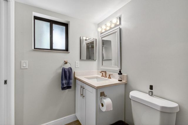 5280 Las Verdes Circle 112, Delray Beach, FL 33484