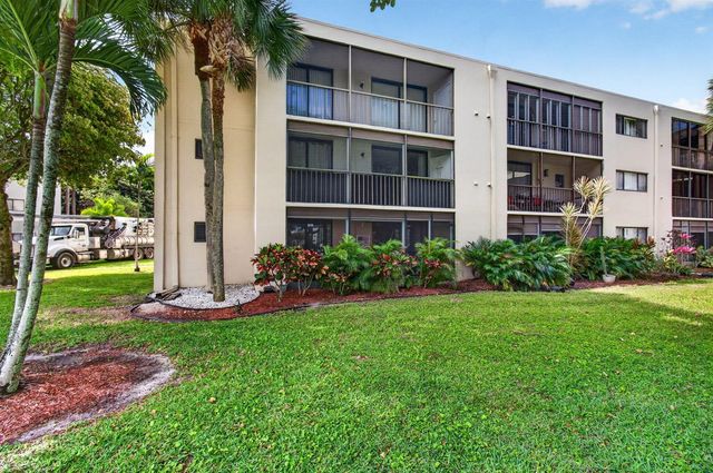 5280 Las Verdes Circle 112, Delray Beach, FL 33484