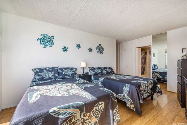 469 Ena Road 2703, Honolulu, HI 96815