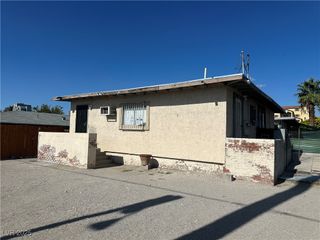 231 North 14th Street D, Las Vegas, NV 89101