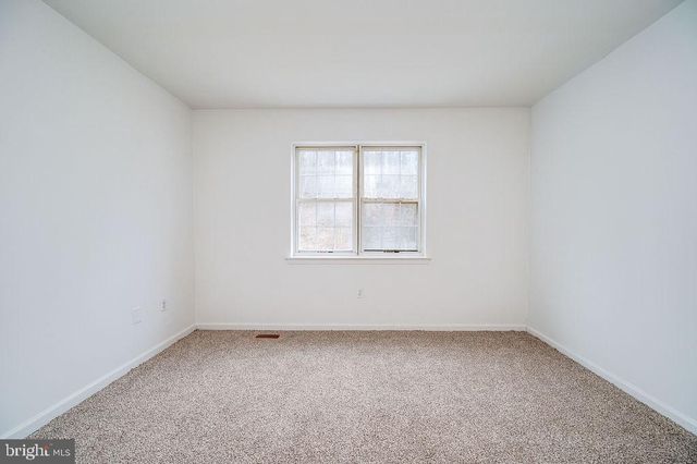 4807 WENTZEL AVE, Temple, PA 19560