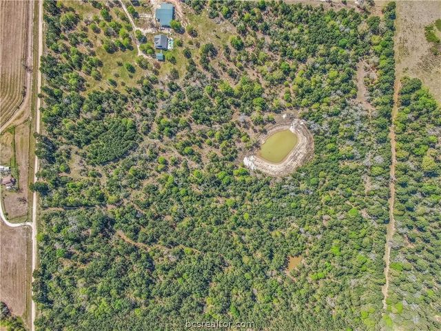 3656 Luthe Road, Bedias, TX 77831