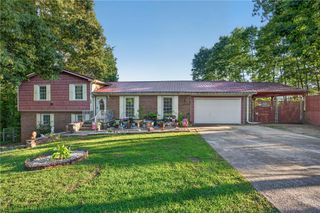 160 Charlotte Boulevard, Stockbridge, GA 30281
