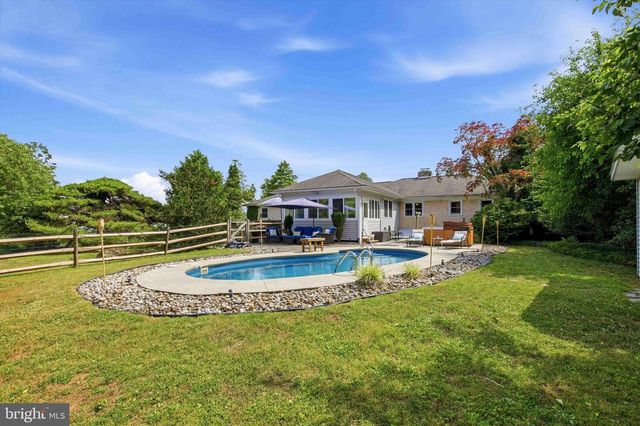 431 E MOYER RD, Pottstown, PA 19464
