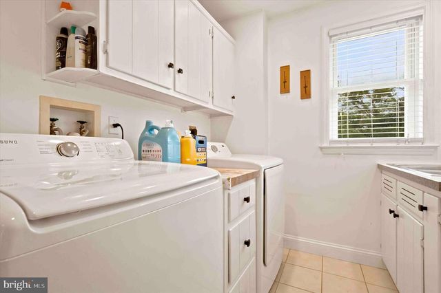 431 E MOYER RD, Pottstown, PA 19464