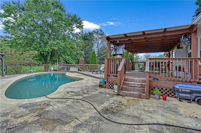 3400 N Sharon Church N Road, Loganville, GA 30052