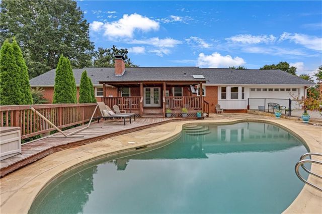 3400 N Sharon Church N Road, Loganville, GA 30052