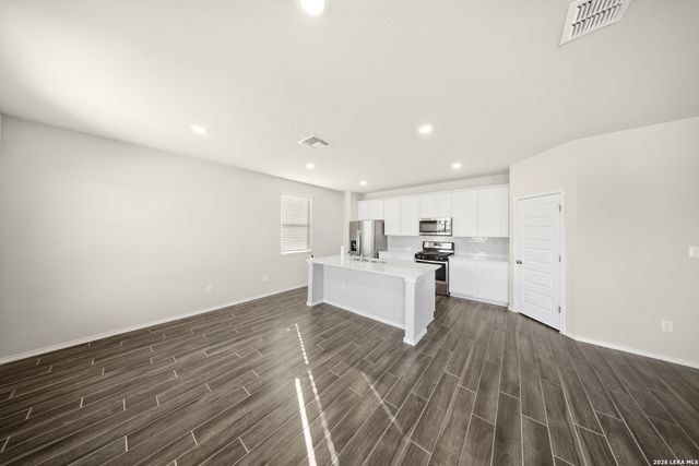 243 Kinsley, New Braunfels, TX 78130