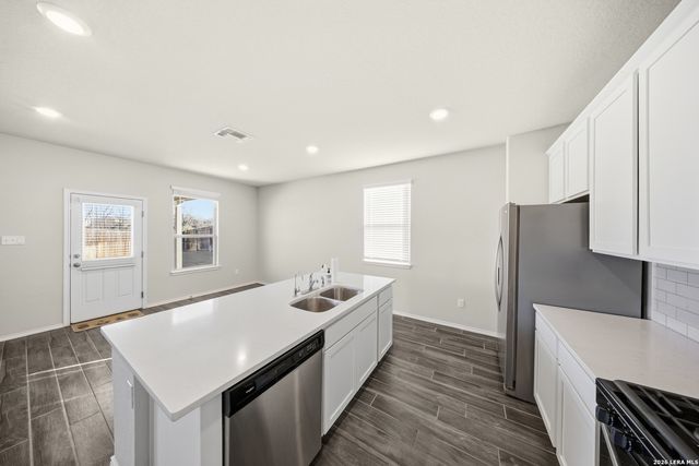 243 Kinsley, New Braunfels, TX 78130