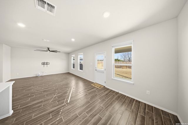 243 Kinsley, New Braunfels, TX 78130