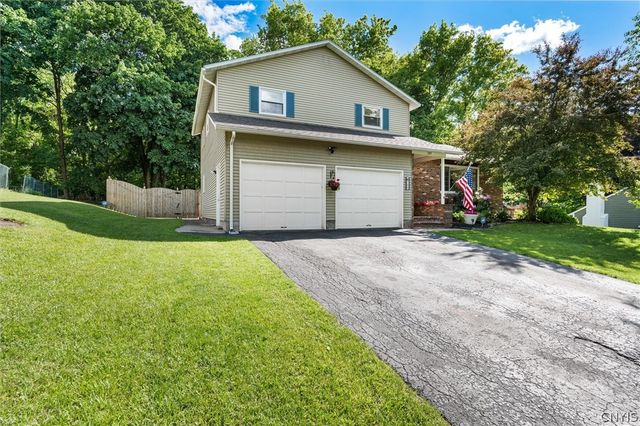 709 Winkworth Parkway, Syracuse, NY 13215