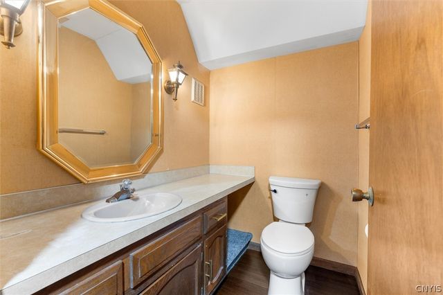 709 Winkworth Parkway, Syracuse, NY 13215