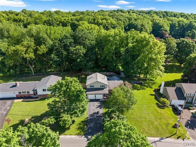 709 Winkworth Parkway, Syracuse, NY 13215