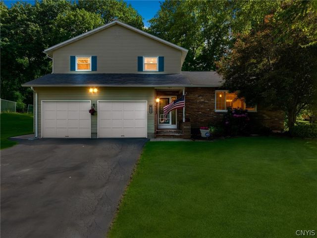 709 Winkworth Parkway, Syracuse, NY 13215