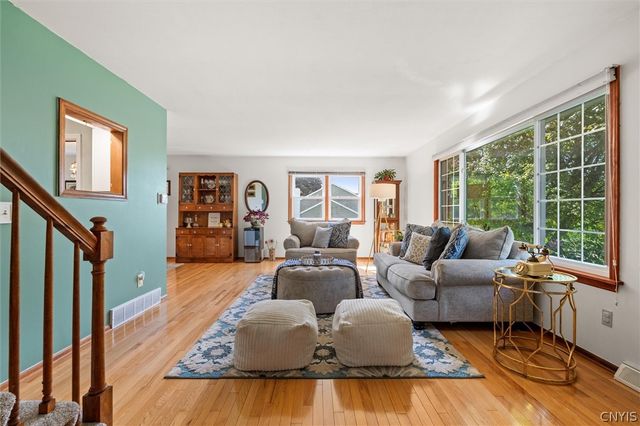 709 Winkworth Parkway, Syracuse, NY 13215