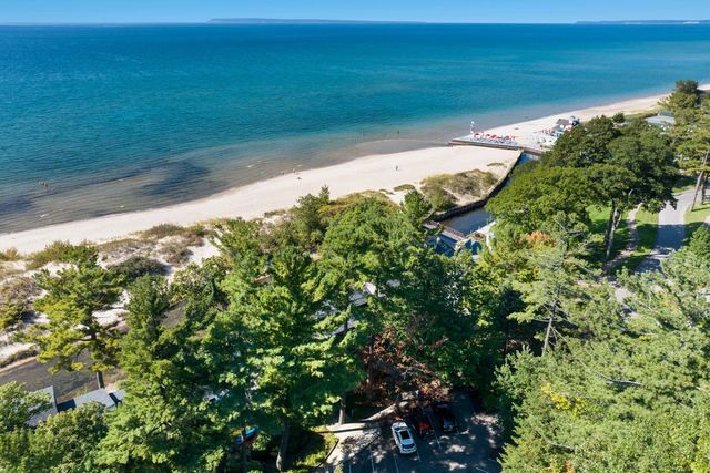 B1 Tall Timber B1, Glen Arbor, MI 49636