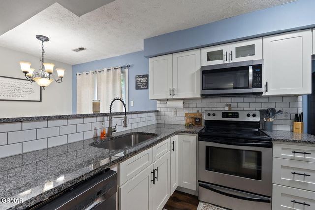 3709 Holgate Lane, Powell, TN 37849
