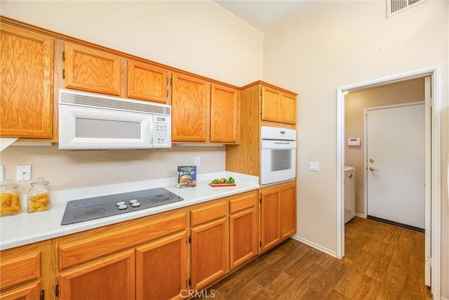 829 Rubi Ct, San Jacinto, CA 92583