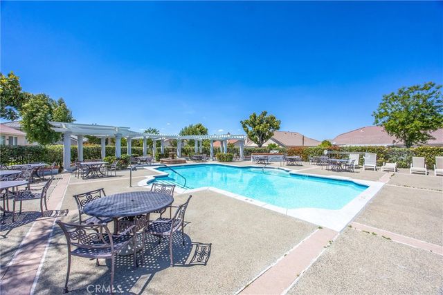 829 Rubi Ct, San Jacinto, CA 92583