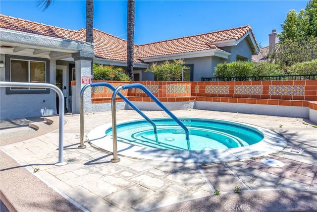 829 Rubi Ct, San Jacinto, CA 92583