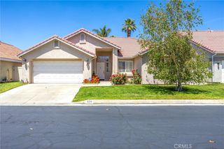 829 Rubi Ct, San Jacinto, CA 92583