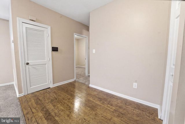 914 SAVANNAH ST SE, Washington, DC 20032