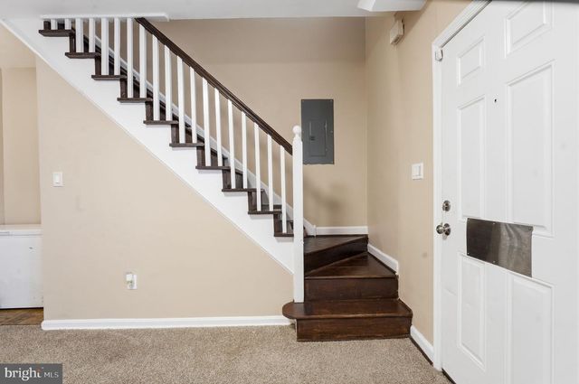 914 SAVANNAH ST SE, Washington, DC 20032