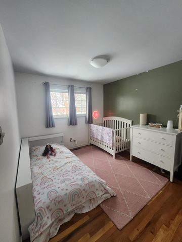 39400 Roslyn Drive, Sterling Heights City, MI 48313