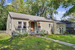 1911 Tennessee Street, Lawrence, KS 66046