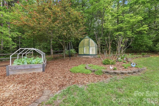 436 Cornerstone Drive, Taylorsville, NC 28681