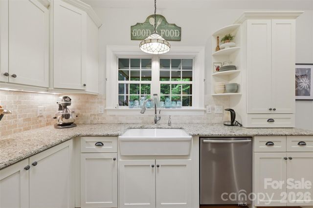 436 Cornerstone Drive, Taylorsville, NC 28681