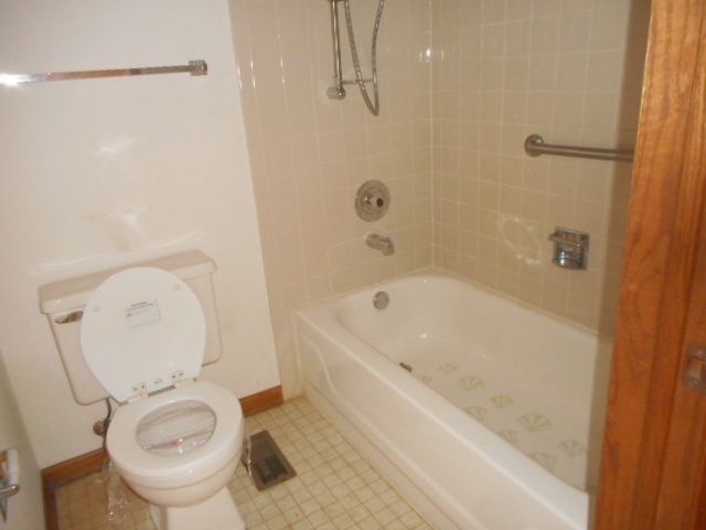 1017 Brentwood Circle, Buffalo Grove, IL 60089